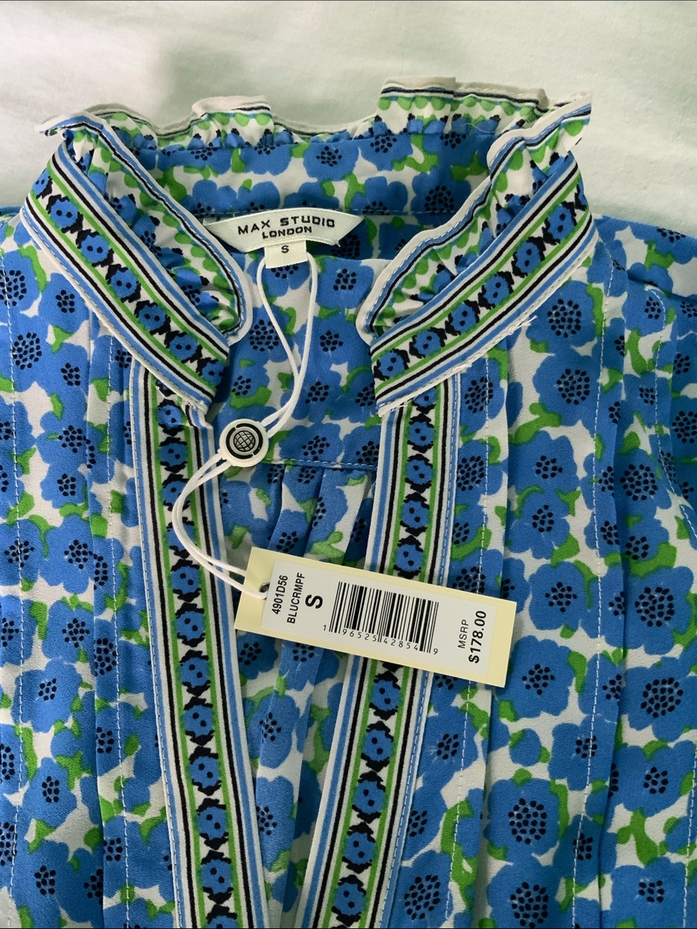 Max Studio Blue and Green Floral Maxi Dress - Picture 5 of 5